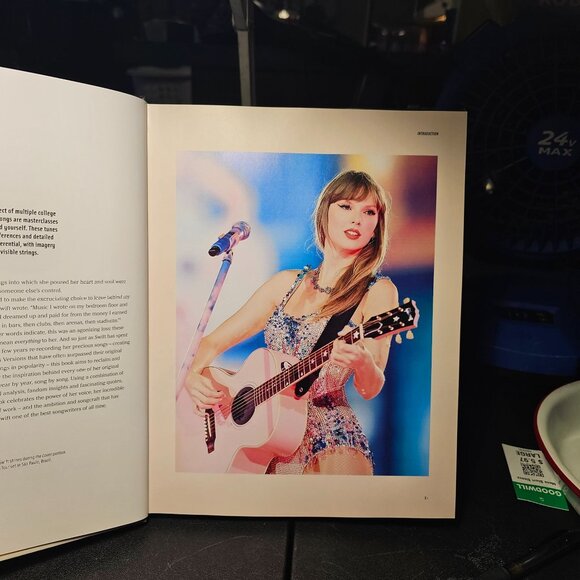 Taylor Swift "The Stories Behind The Songs" By Annie Zaleski Hardcover Book - Picture 5 of 10